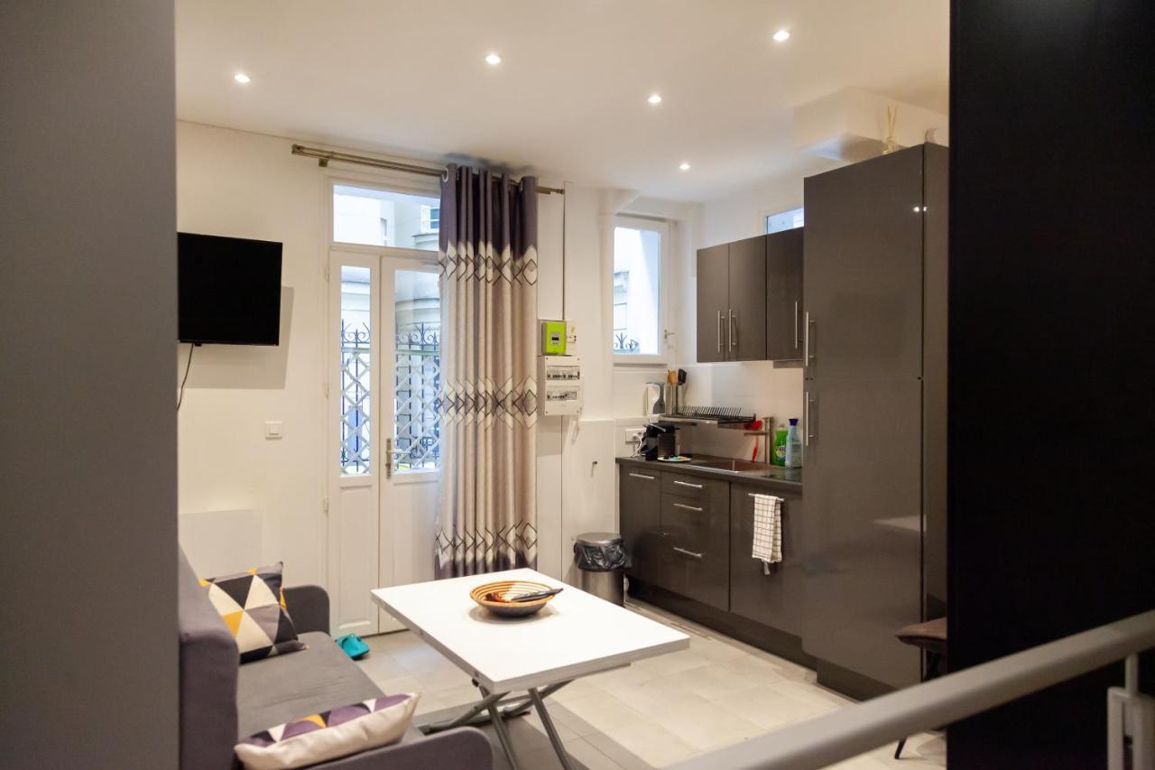 Petit Bijou Dans Le Centre De Paris Apartment Exterior photo